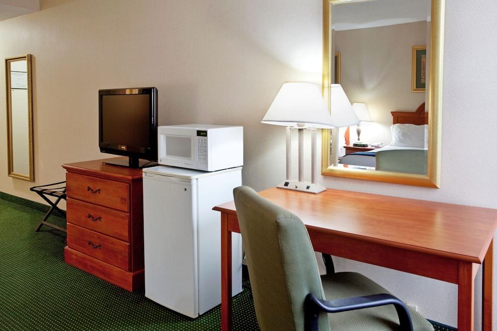 Holiday Inn Express Anderson I-85 - Exit 27- Highway 81 By Ihg Esterno foto